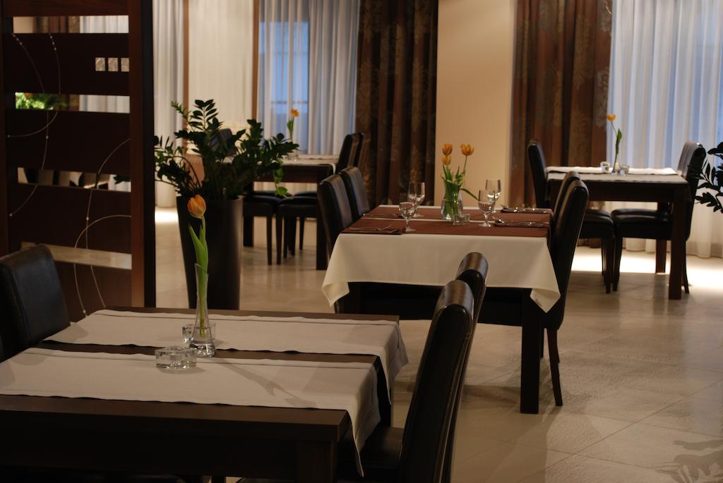 Hotel Zajazd Mazowsze Slupno Esterno foto